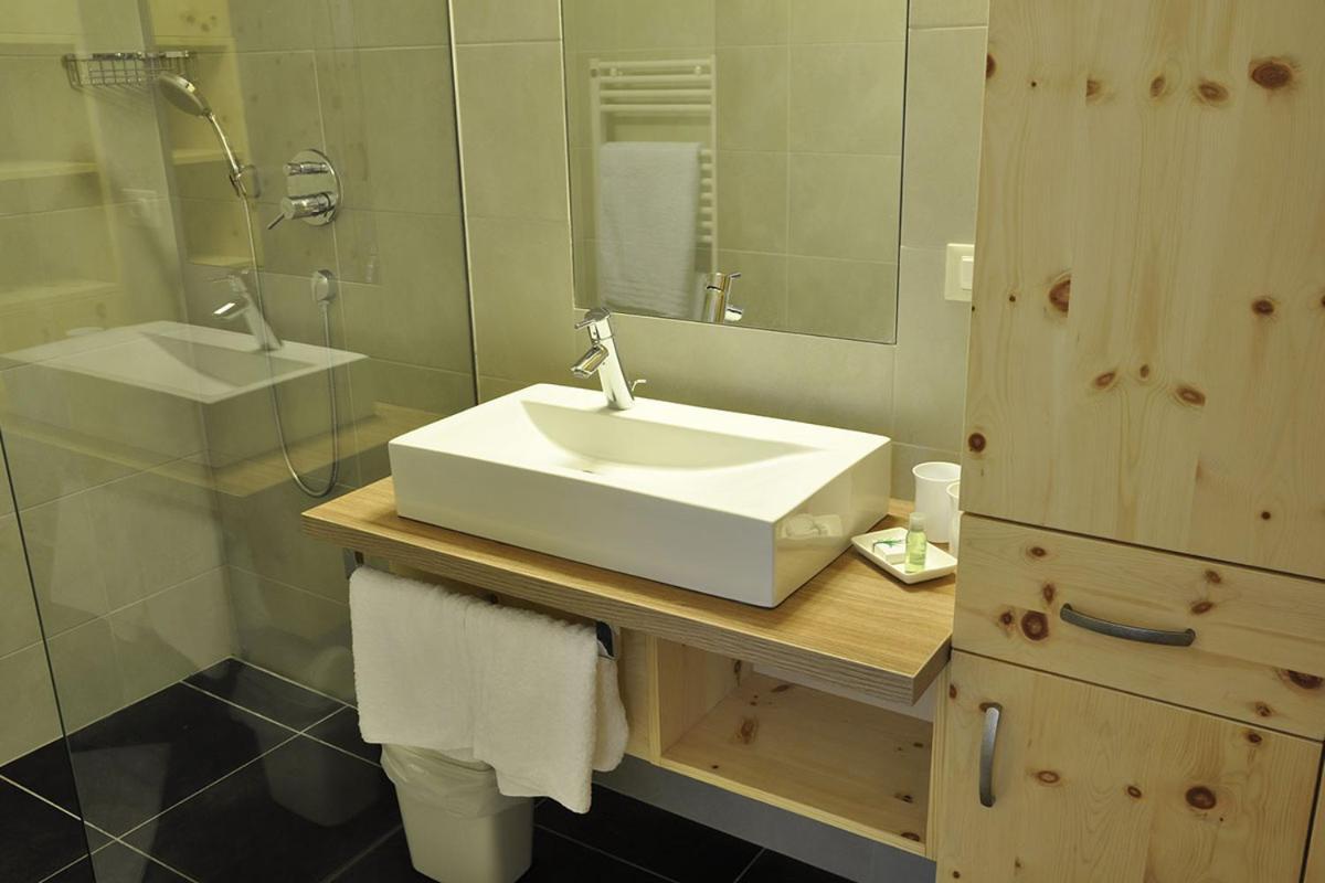 Hotel Pine Tires Quarto foto